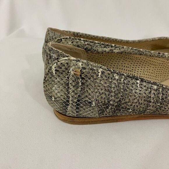 Vince Camuto Animal Print Ballet Flat - Picture 4 of 8